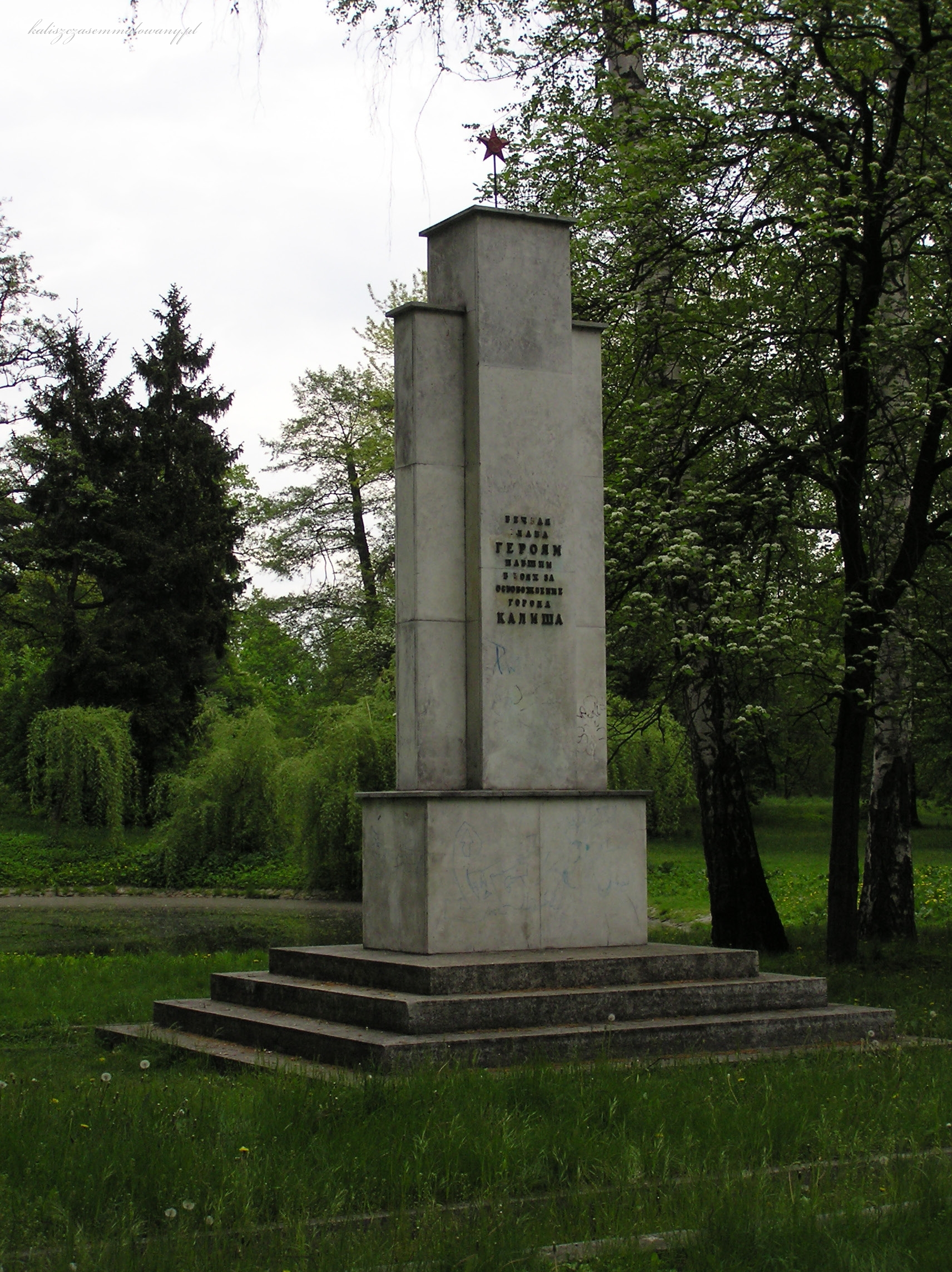 cmentarz sowiecki 09